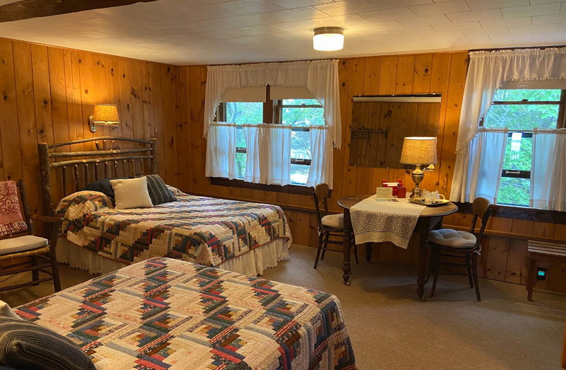 Lake Breeze Hotel - From Web Listing